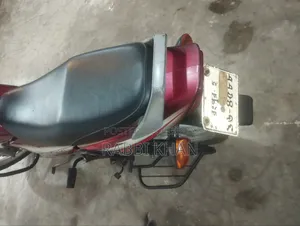 Bajaj CT 100 2020 Red