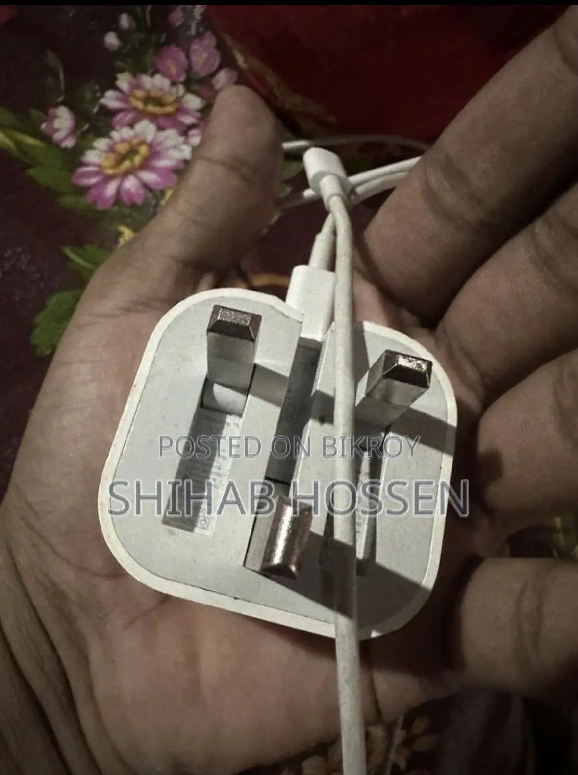14 Pro Charger
