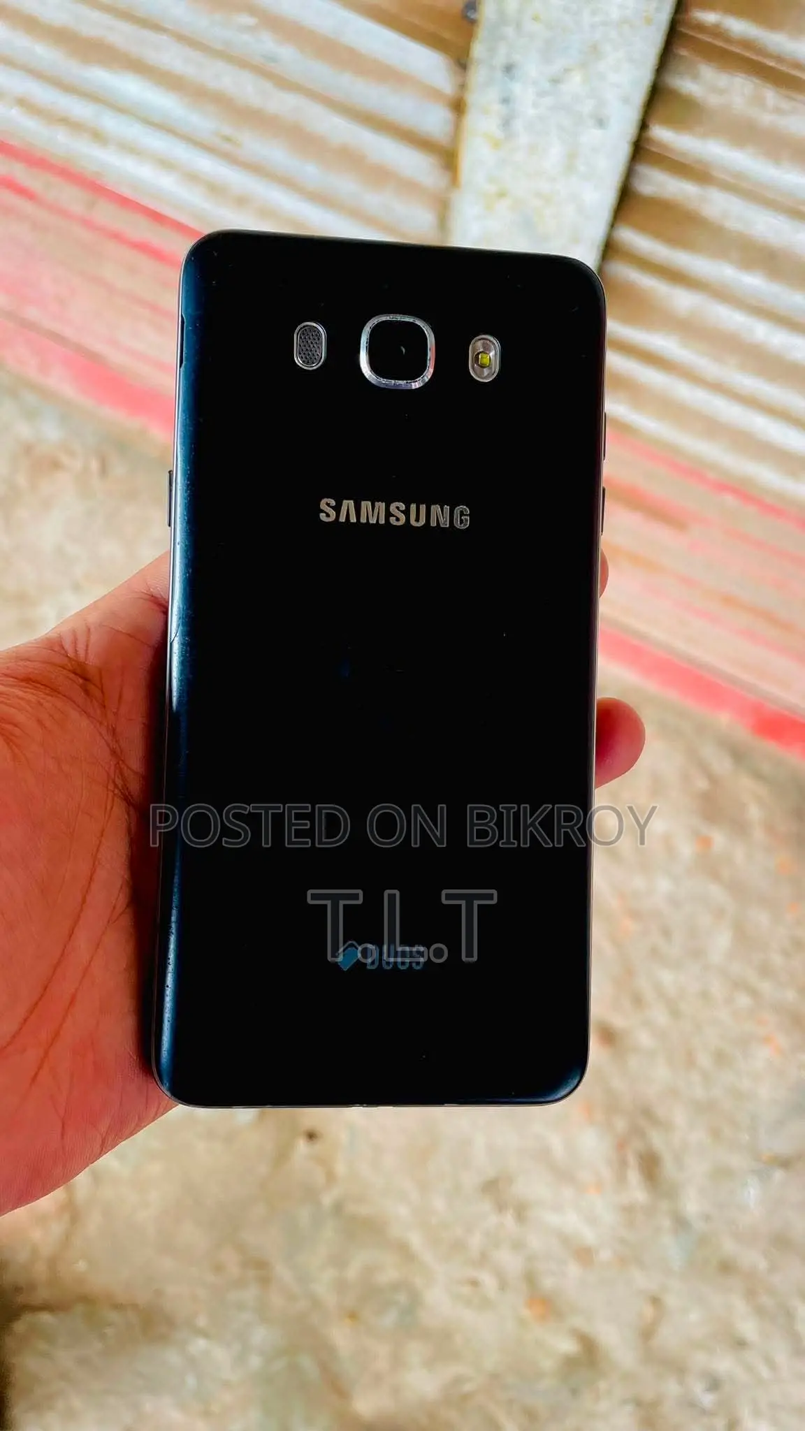 Samsung Galaxy J7 16 GB Black