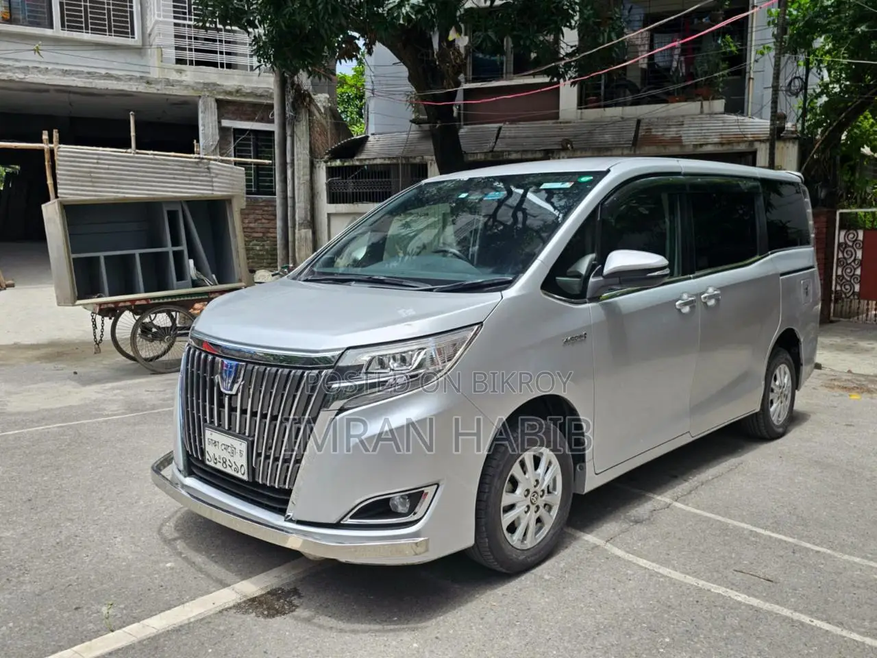 Toyota Esquire 1.8 FWD Hybrid (7 Seater) 2018 Silver