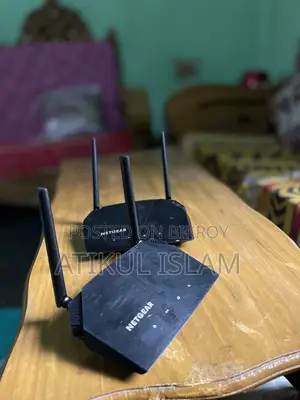 NERGEAR R6120 USB Saport Doul Bend Giga Router