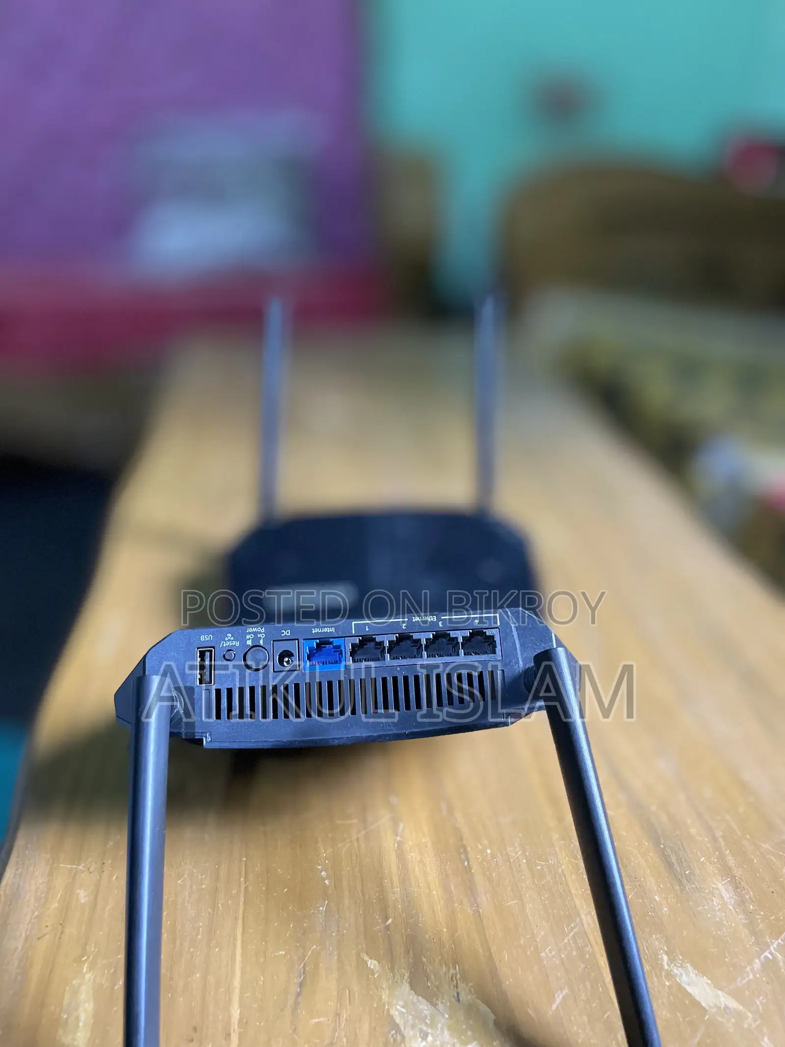NERGEAR R6120 USB Saport Doul Bend Giga Router