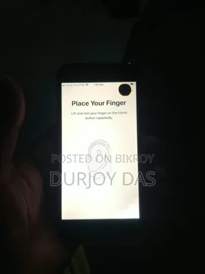 New Apple iPhone 8 64 GB Black