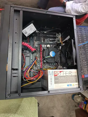 Gigabyte GA-H110MSTX-HD3-ZK 8GB Intel Core I5 SSD 128GB