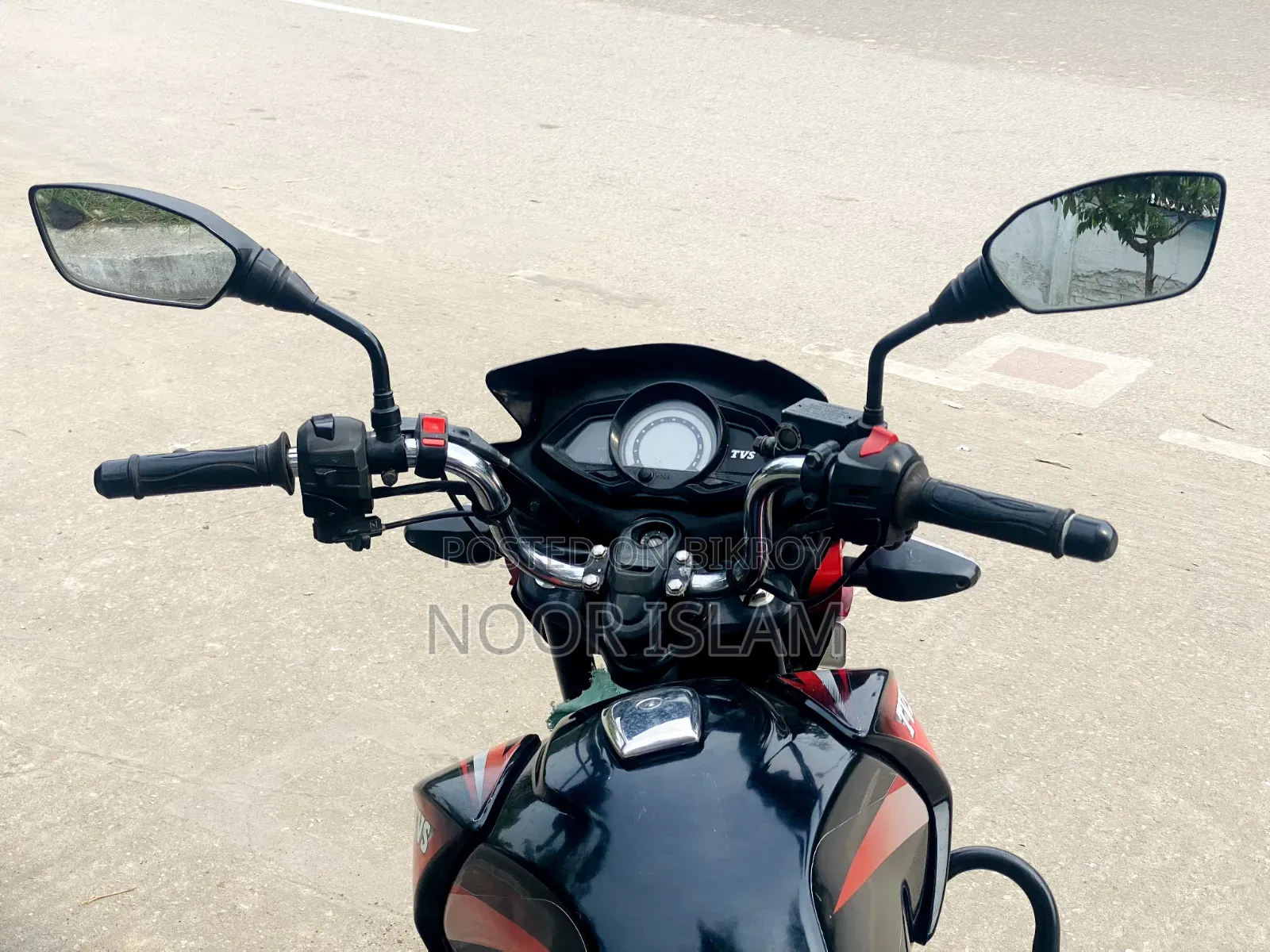 TVS Stryker 125 2018 Red