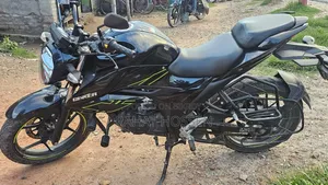New Suzuki Gixxer 2025 Black