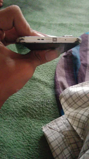 Infinix Hot 60 Pro+ 256 GB White