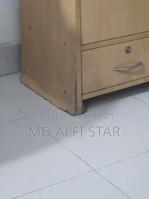 Computer Reading Table