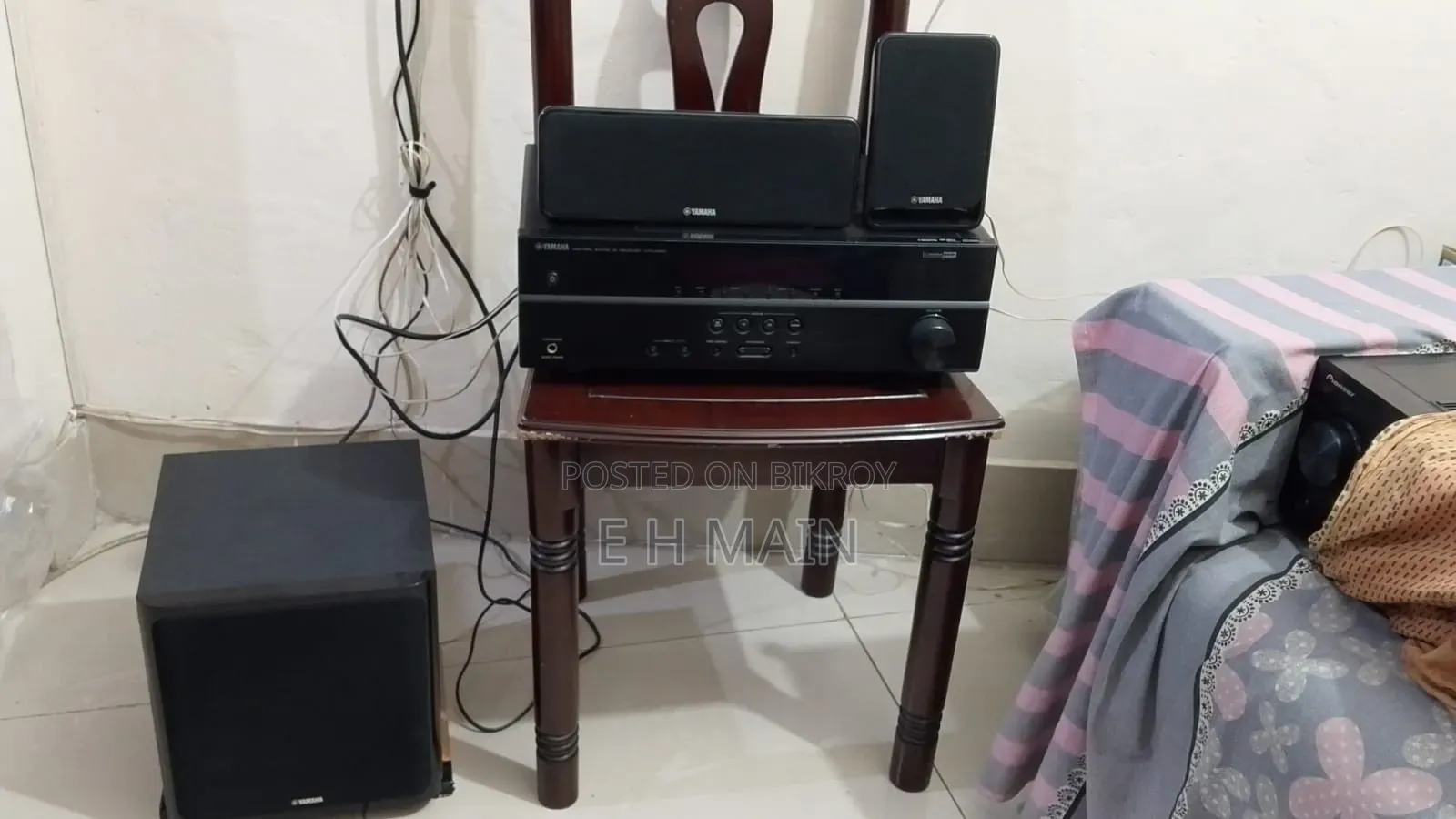 Yamaha Yht Recever, Model 2067