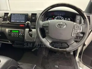 Toyota HiAce 2021 Black