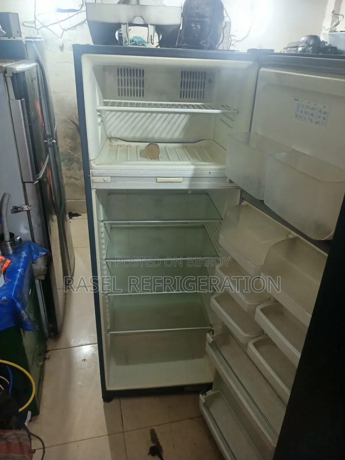 18 CFT জাপানি কোম্পানি LG Non-Fost ফিরিজ বিক্রি হবে।