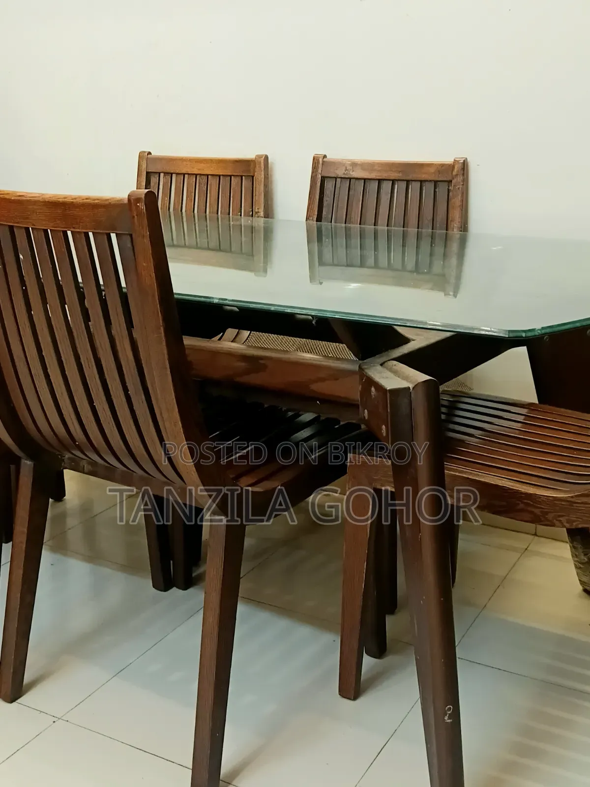 জরুরি বিক্রি Hatil এর ডাইনিং টেবিল ও ৬টি চেয়ার