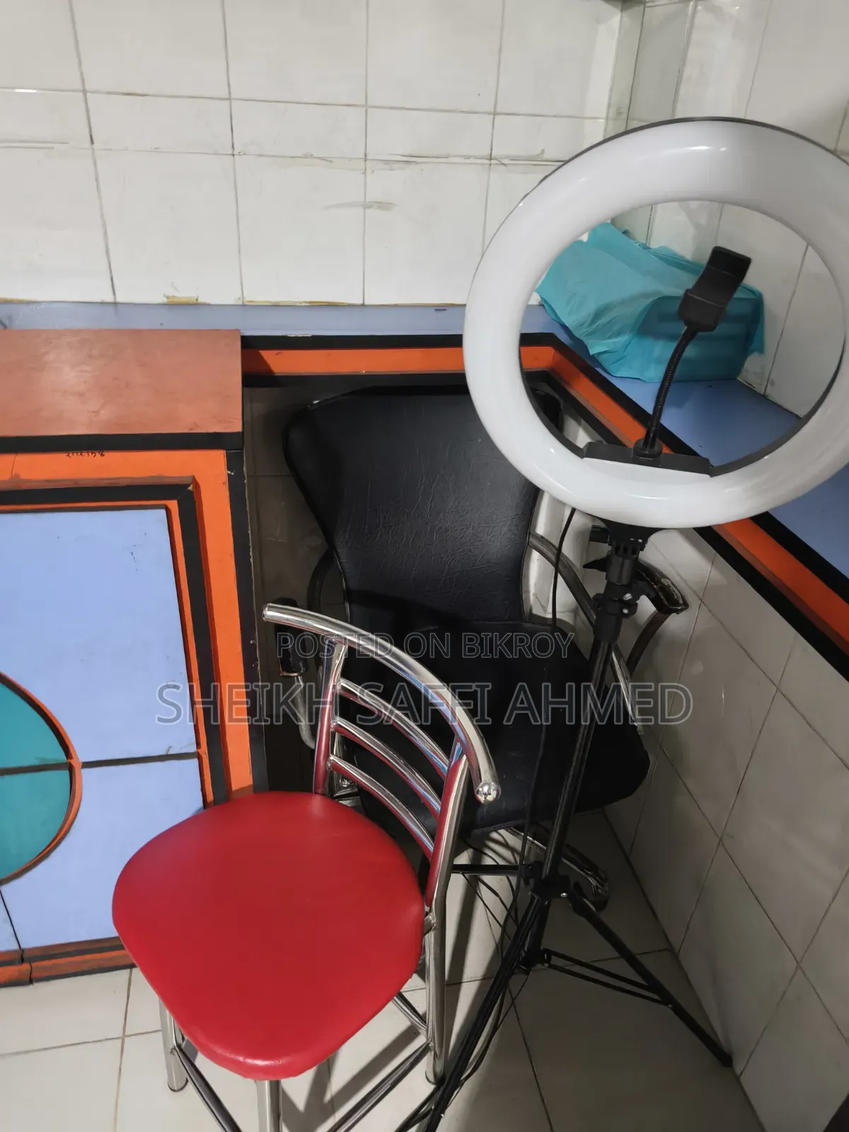 চেয়ার টেবিল