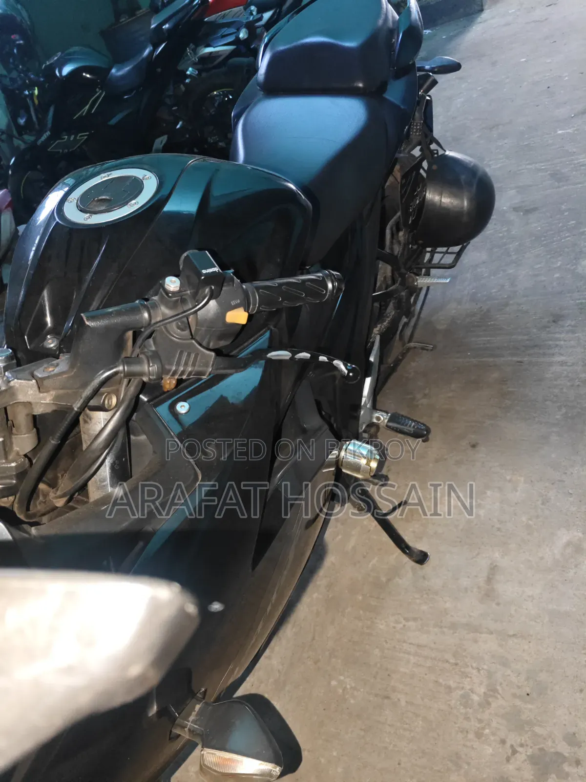 Suzuki 2021 Black