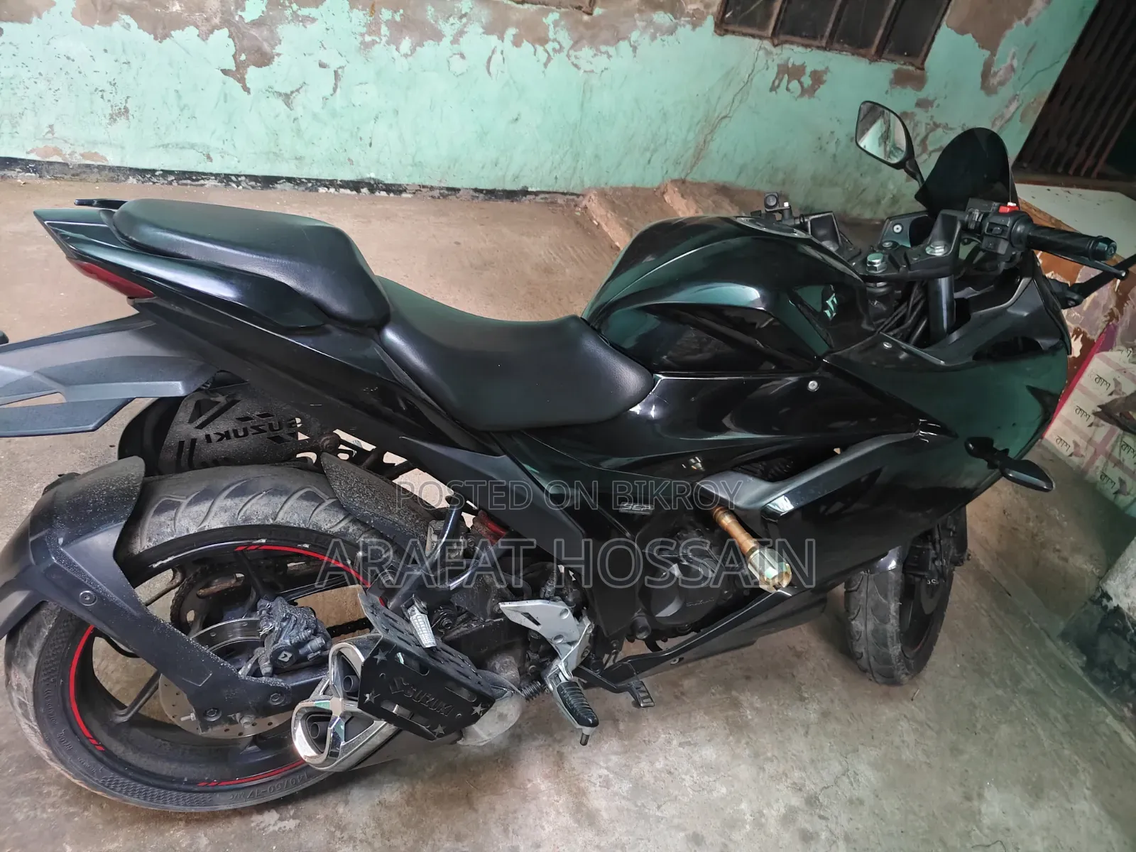 Suzuki 2021 Black