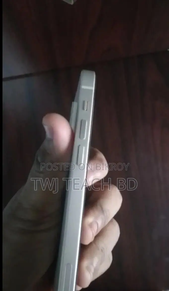 অ্যাপল আইফোন ১২ ১২৮ জিবি সাদা