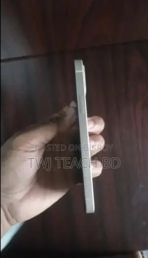 অ্যাপল আইফোন ১২ ১২৮ জিবি সাদা