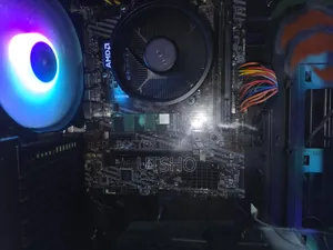 Desktop Computer 8GB AMD Ryzen 5 SSD 512GB