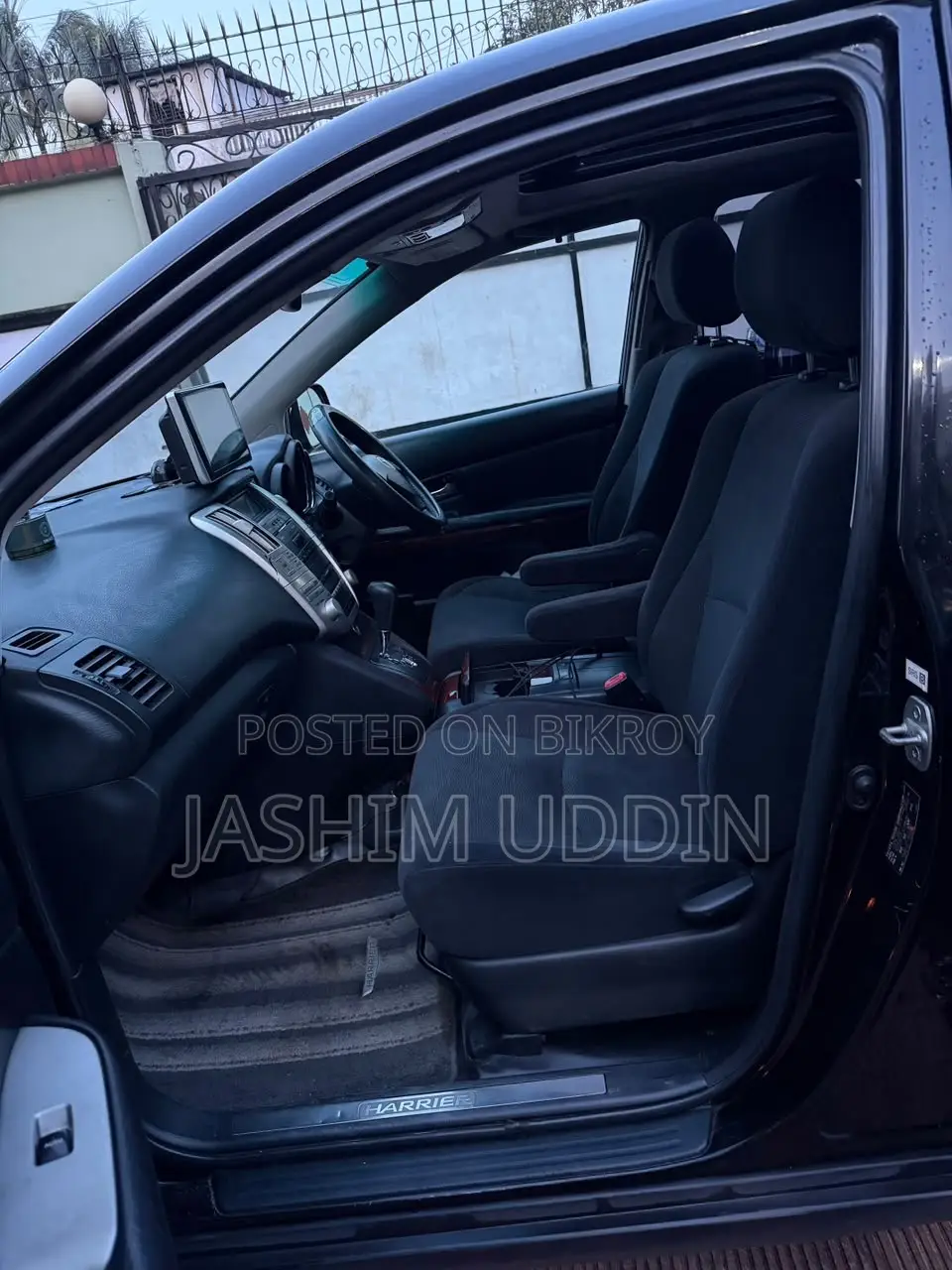 Toyota Harrier 3.0 V6 4WD 2005 Black