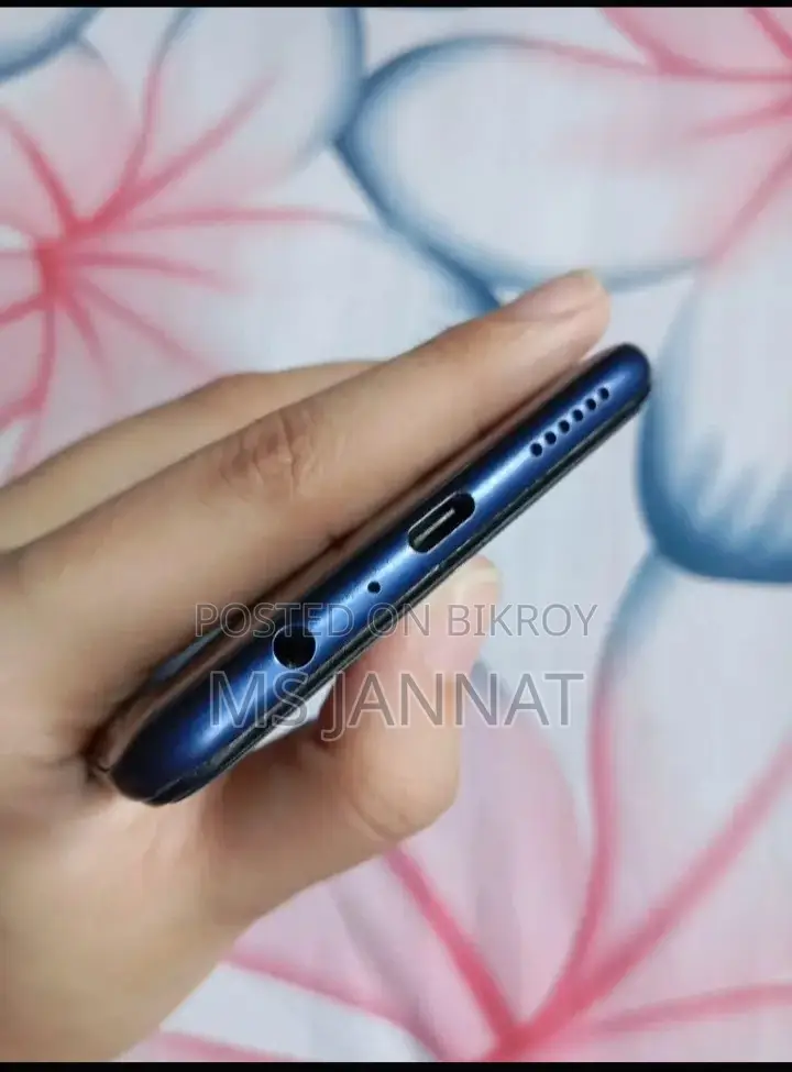 Samsung Galaxy A20 32 GB Blue