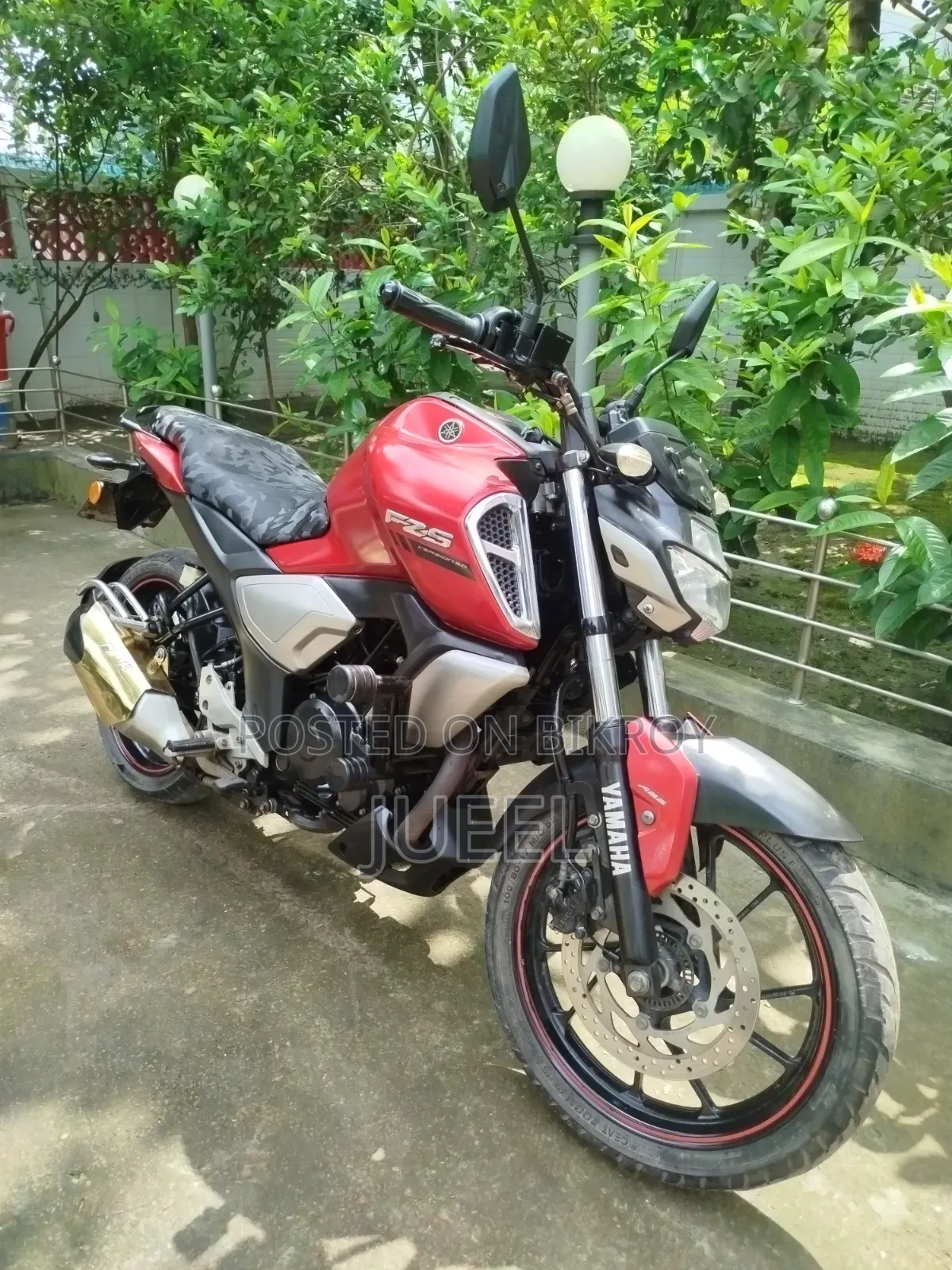 Yamaha FZS V3 2023 Red