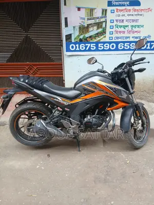 হোন্ডা হর্নেট ২০২১ কালো