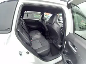 Toyota Corolla Cross 2021 Pearl