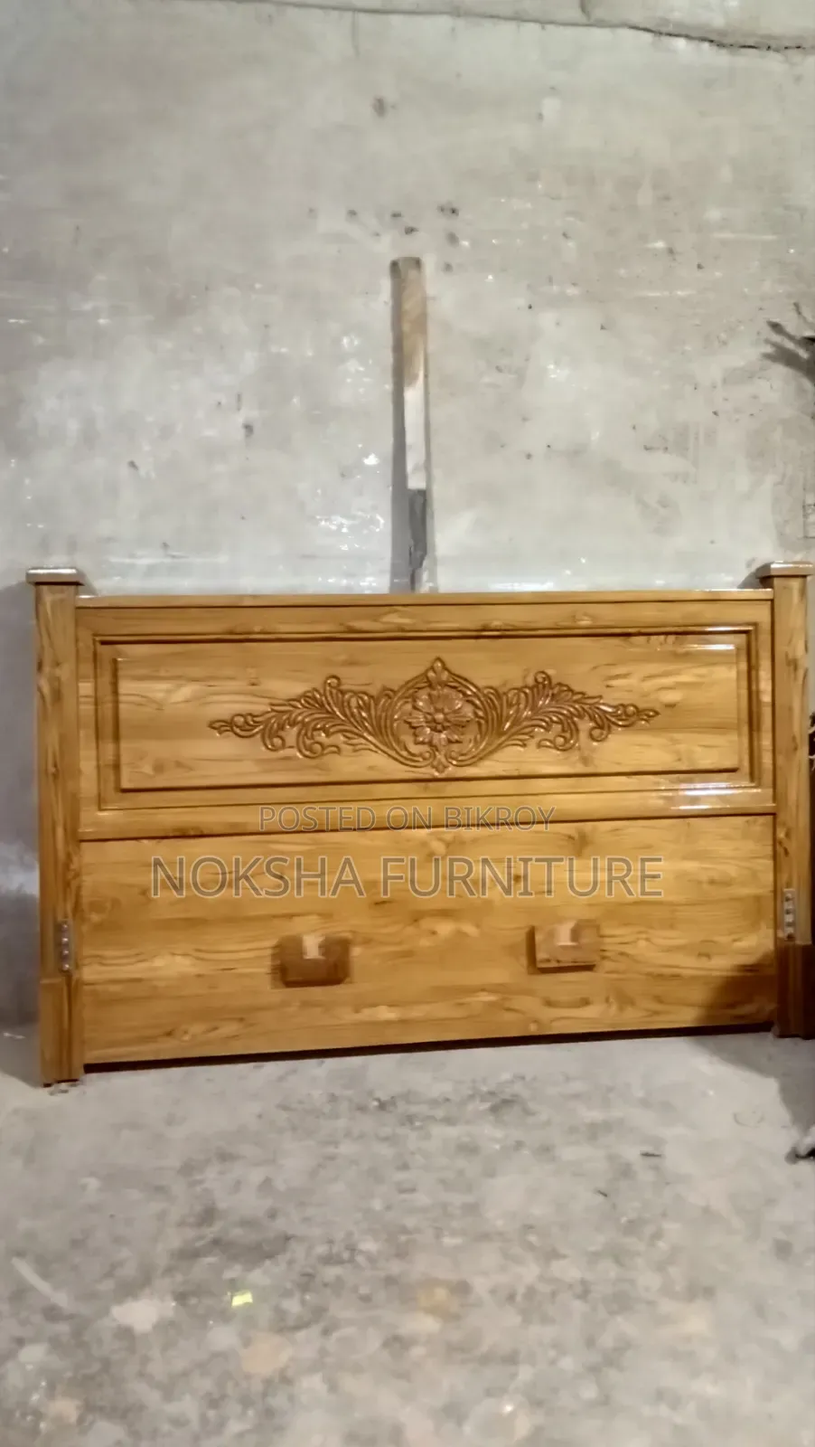 চিটাগং সেগুন কাঠের খাট বিক্রয় করা হবে