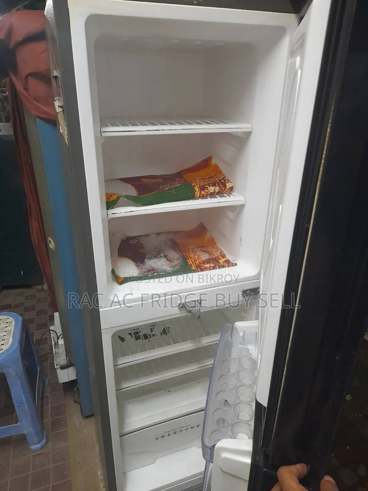 একটি ফ্রিজ বিক্রি হবে ওয়ালটন