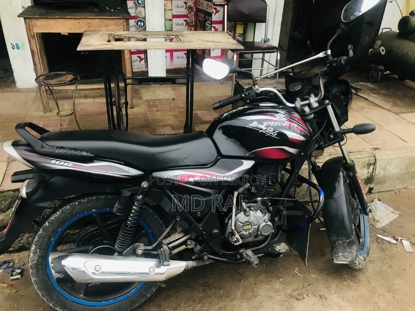 Bajaj Discover 100 2013 Red