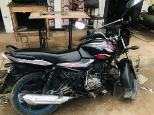 Bajaj Discover 100 2013 Red