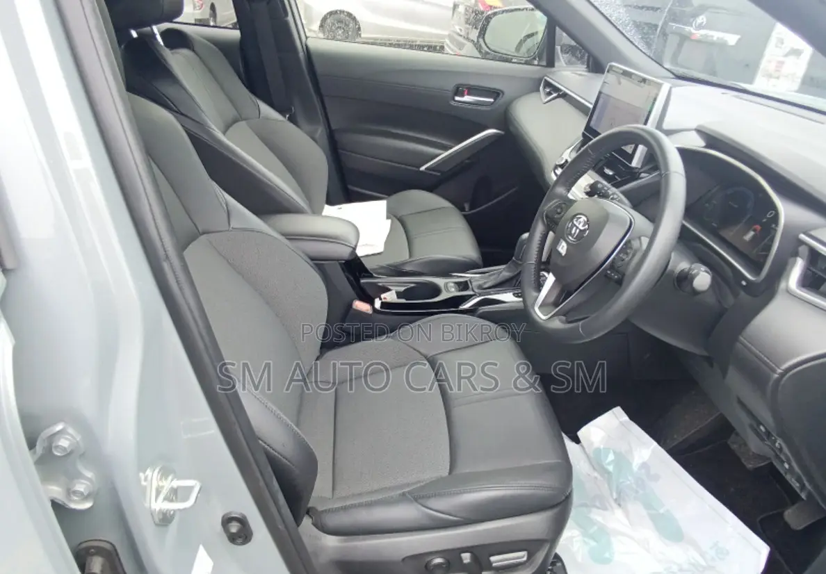 Toyota Corolla Cross 2024 Gray
