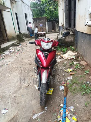 Runner Kite + 110 2019 Red