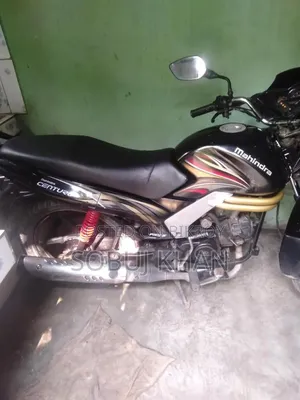 Mahindra Centuro 2016 Black