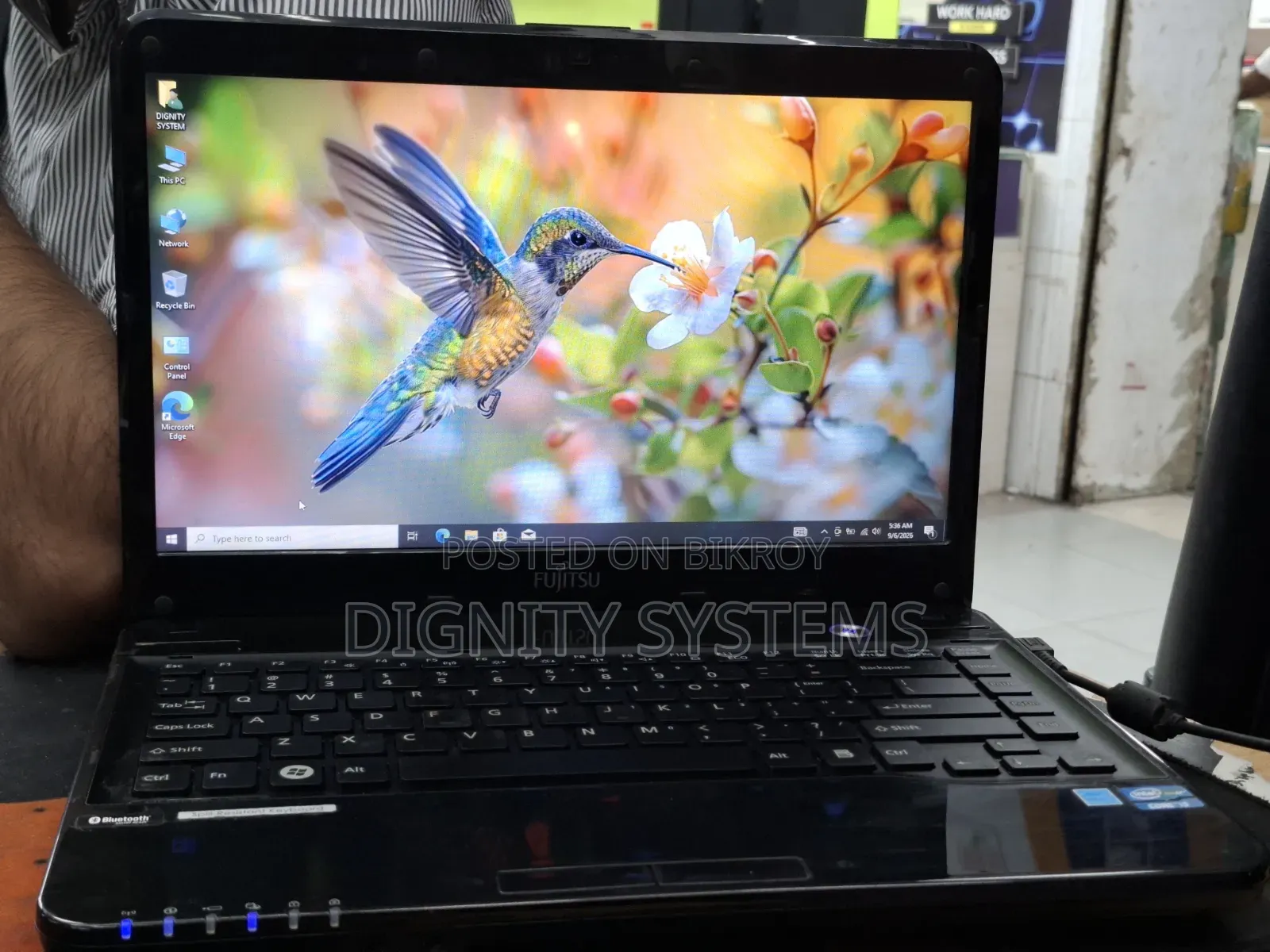 Laptop Fujitsu Lifebook LH532 6GB Intel Core I3 SSD 128GB