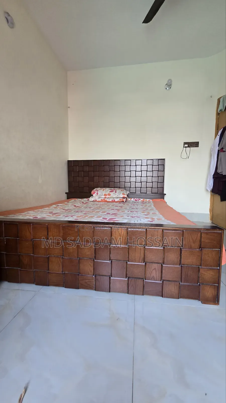 কানাডিয়ান ওক বিনিয়ার খাট