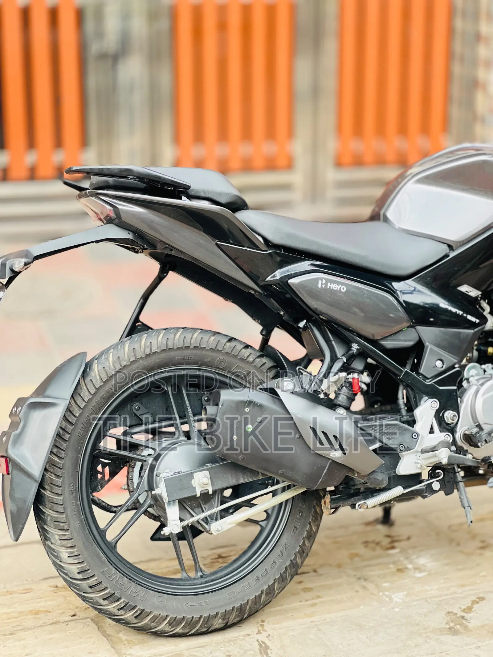 Hero Xtreme 125R 2026 Black