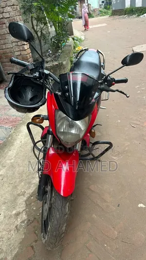 Yamaha FZS V2 2015 Red
