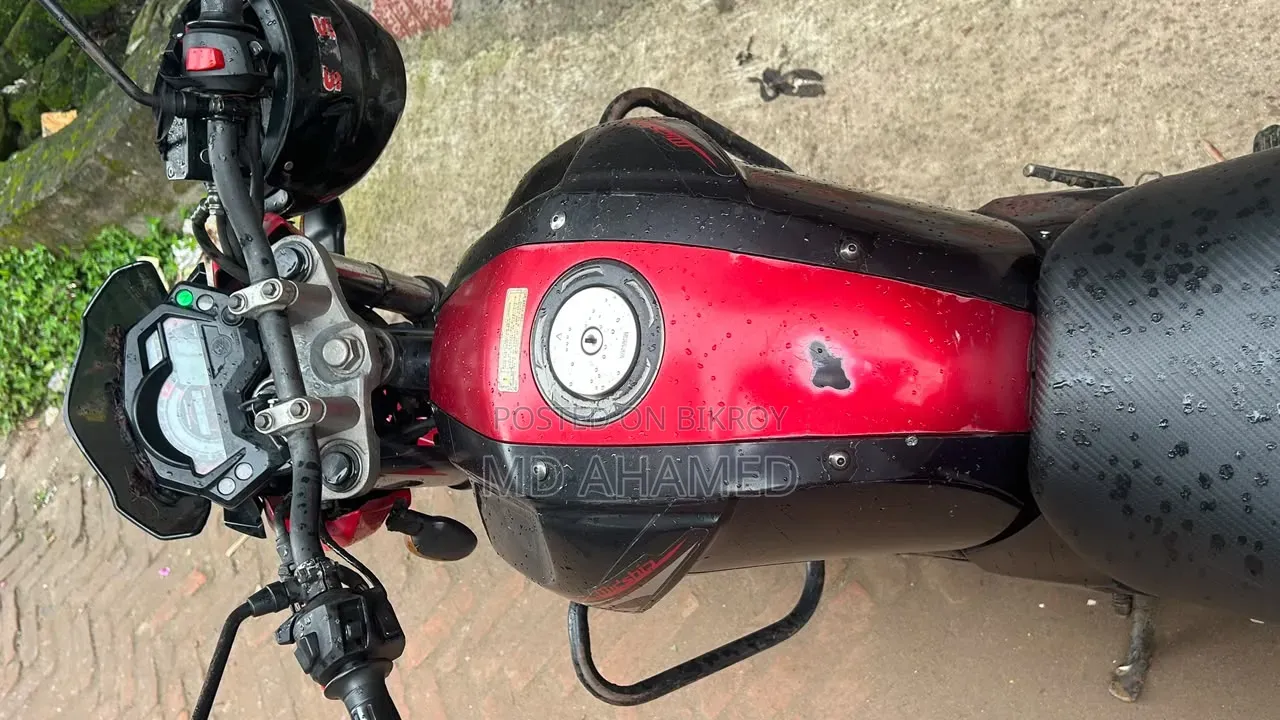 Yamaha FZS V2 2015 Red