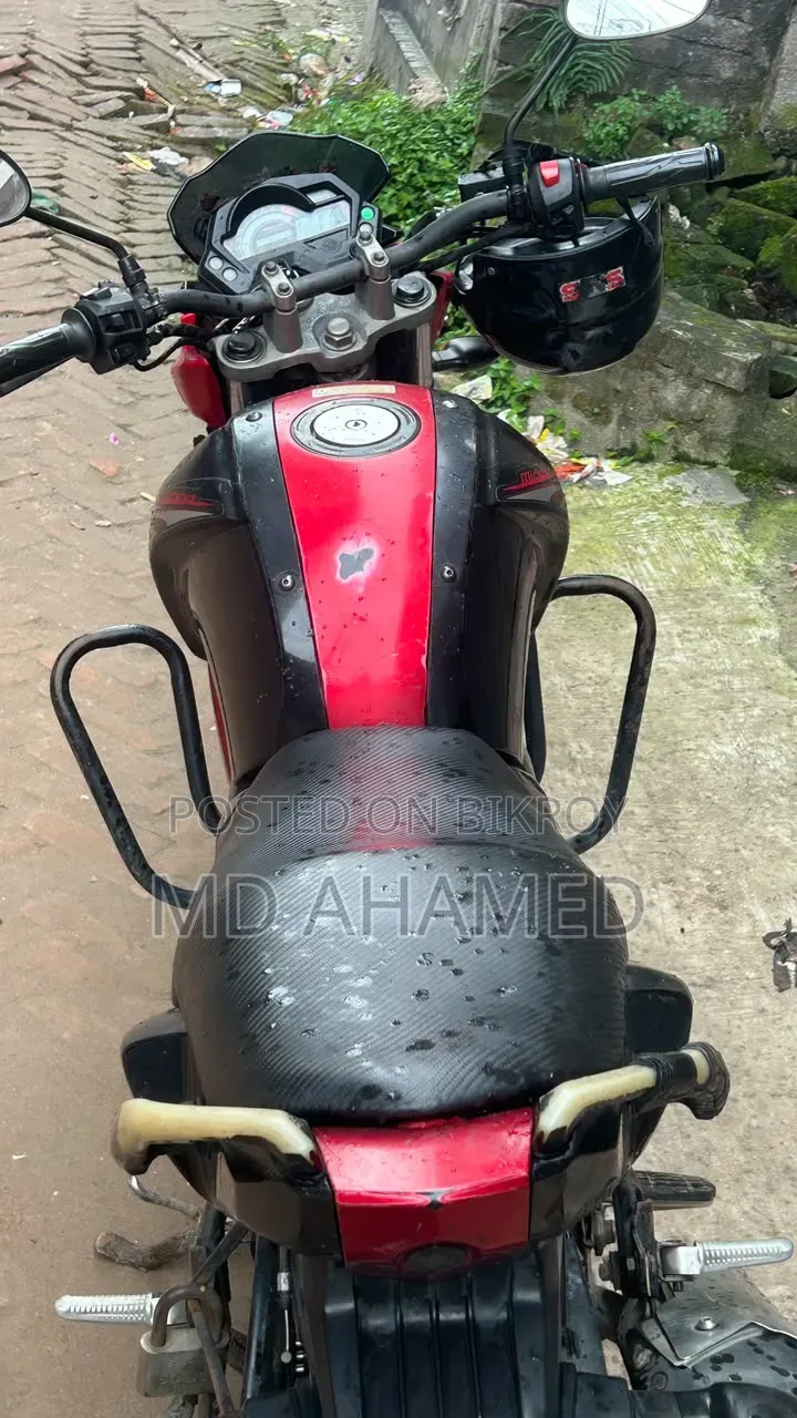 Yamaha FZS V2 2015 Red
