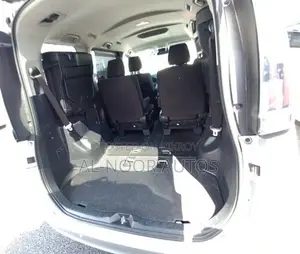 Toyota Noah 1.8 FWD Hybrid (7 Seater) 2021 Silver