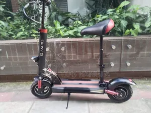 মিনি স্কুটি