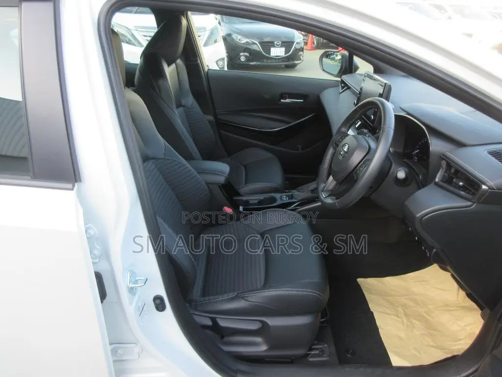 Toyota Corolla 2021 Pearl