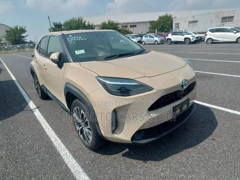 Toyota Yaris Cross 2021 Beige