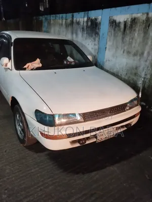 Toyota Corolla 2.0 D Sedan 1993 White