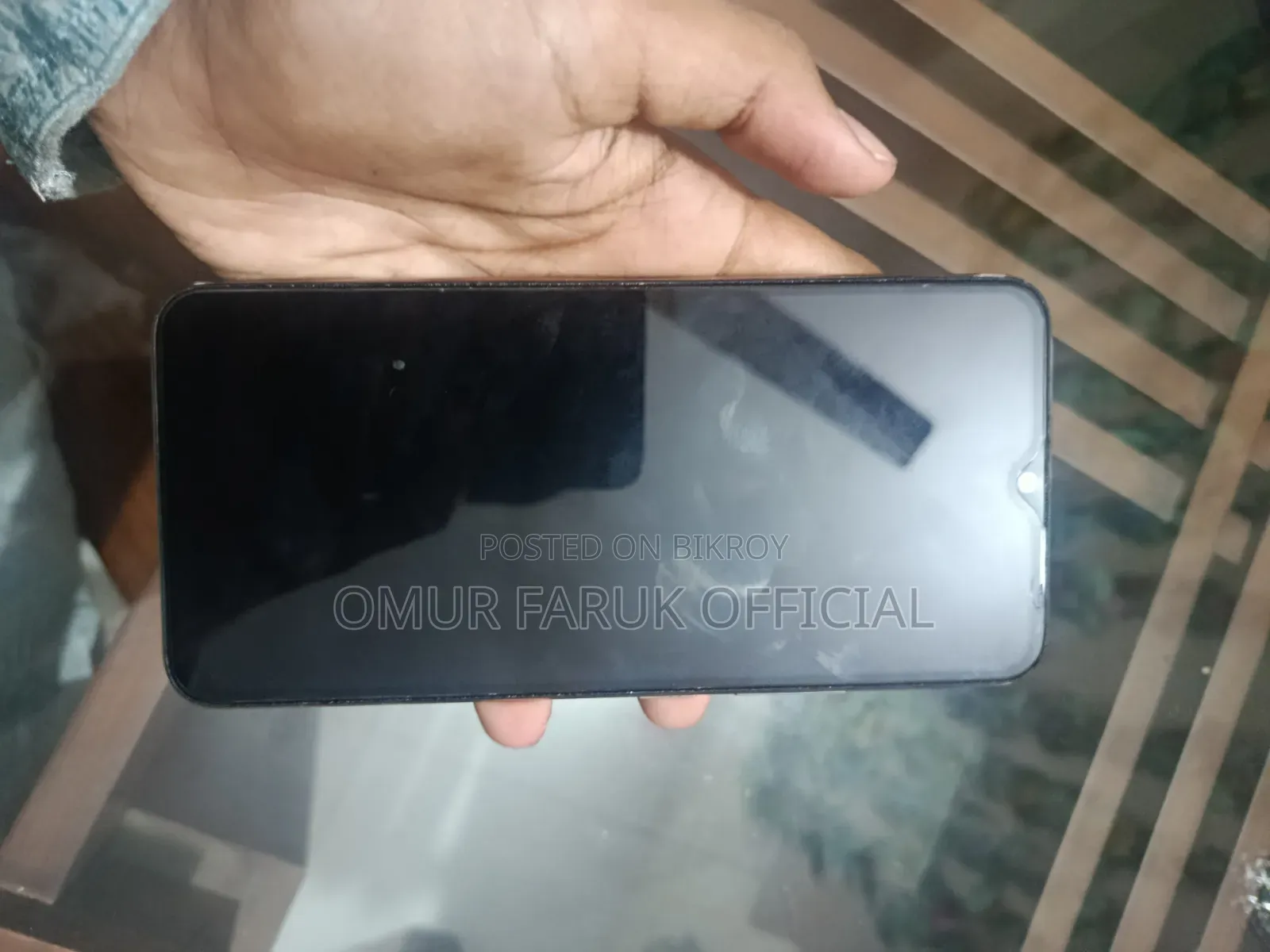 Vivo Y19 128 GB