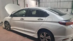 Honda Grace 2014 Pearl