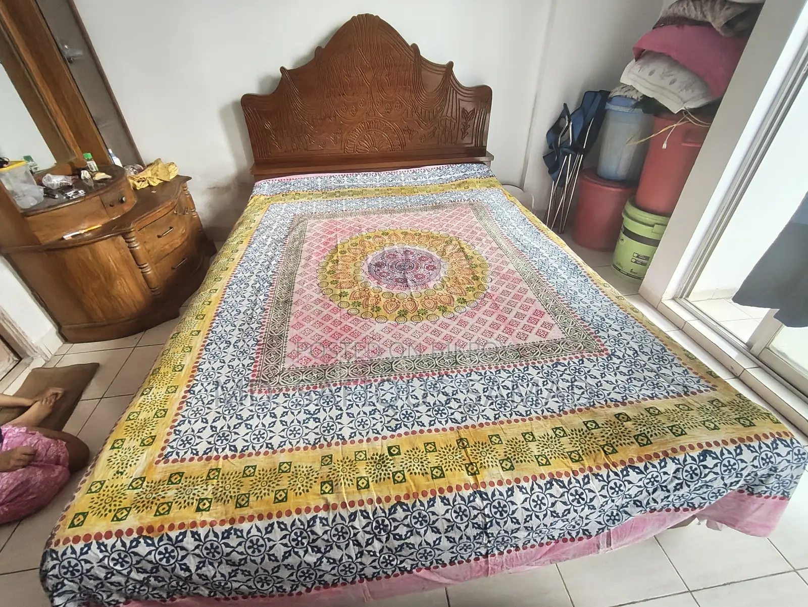 I Want to Sell This Bed