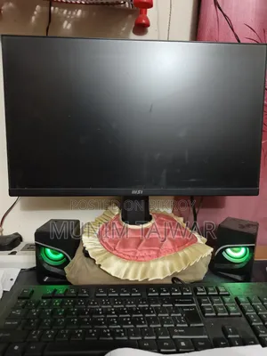 Desktop Computer Asus 16GB AMD Ryzen 5 SSD 1T