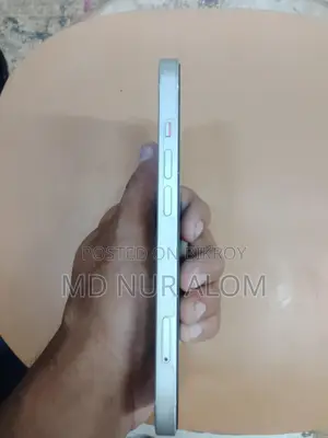 Apple iPhone 13 128 GB White